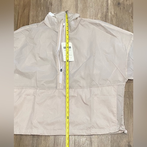 Fabletics-Ash Croppped Half Zip Jacket-Women's Size: Large-Color: Grey Mist-NEW! - Picture 14 of 16